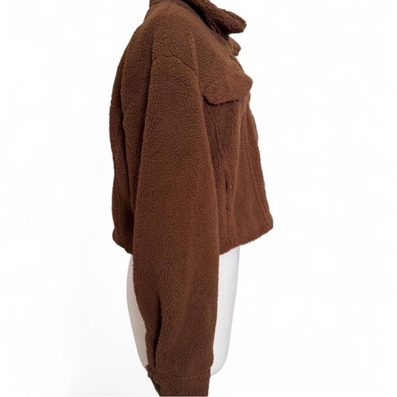 Button-Up Teddy Jacket - Picture 3 of 5